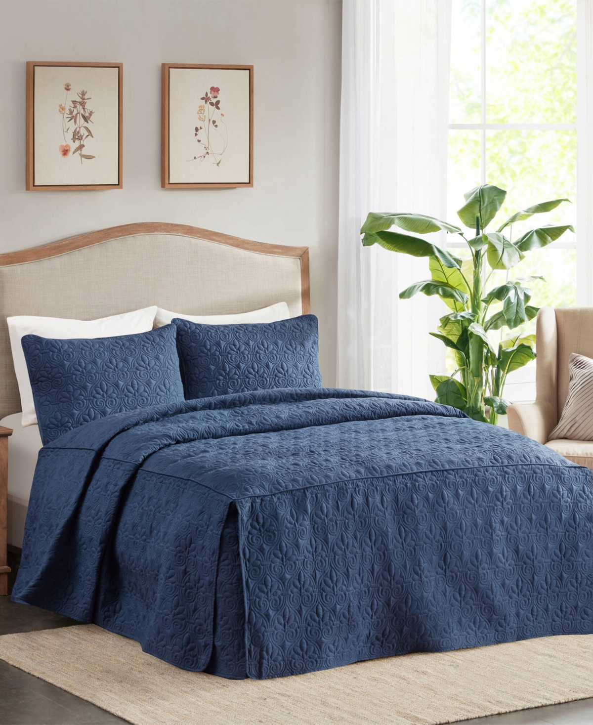 Madison Park Quebec Open Corner Pleated Quilted Bedspread