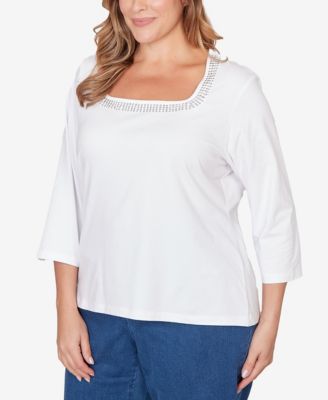 Plus Size Solid Embellished 3/4 Sleeve Top