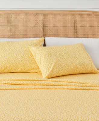 Ultra-Soft Brushed Winter-Themed Microfiber Sheet Set