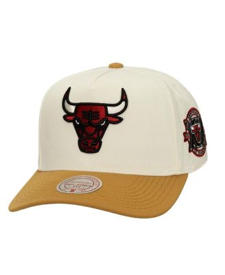 Men's Cream Chicago Bulls Ochre Dusted Double Two-Toned Pro Crown Adjustable Hat
