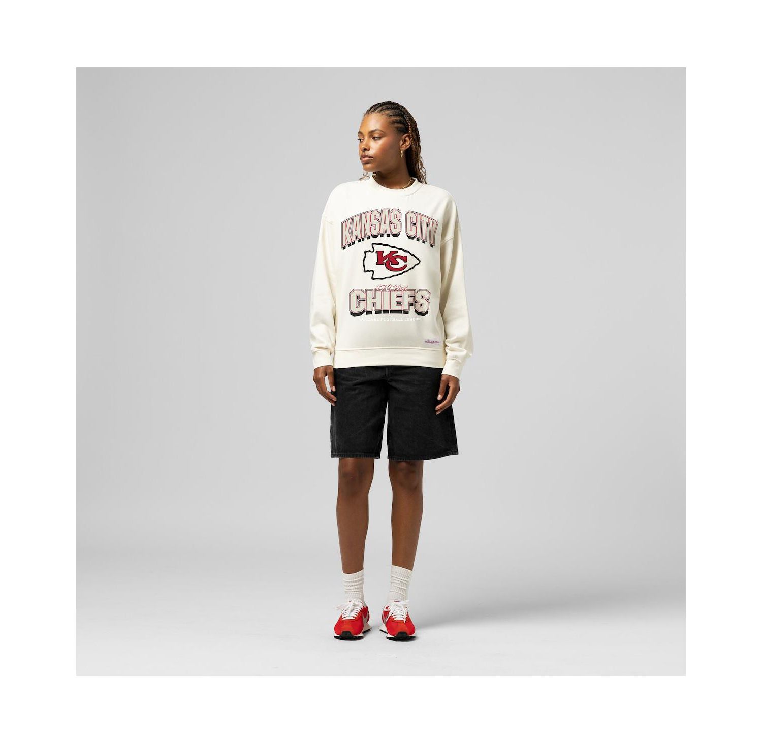 Women's Cream Kansas City Chiefs Tonal Arch Sweatshirt