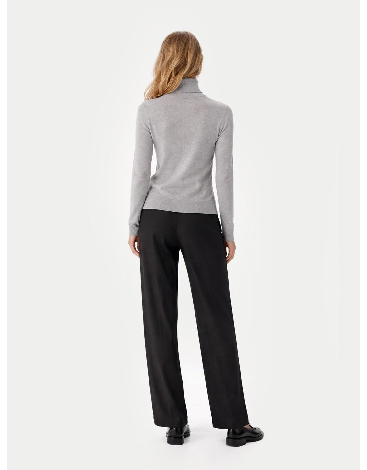 Women's Timeless Cashmere Turtleneck Sweater