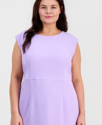Plus Size Sleeveless Crepe Sheath Dress