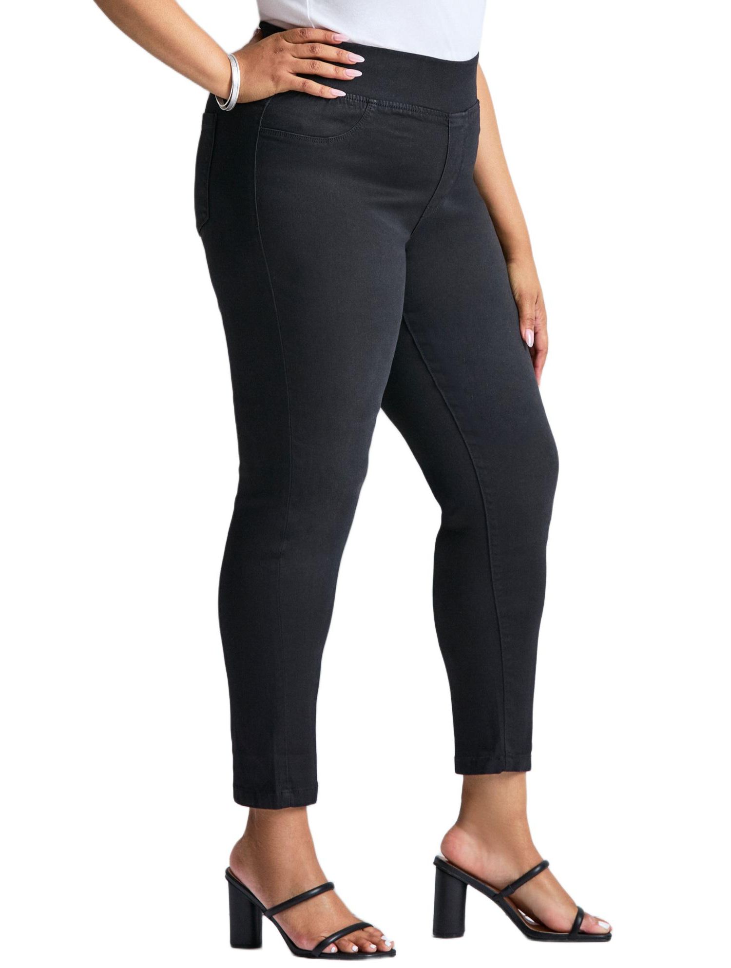 Petite Butter Denim Pull-On High Rise Women's Jean