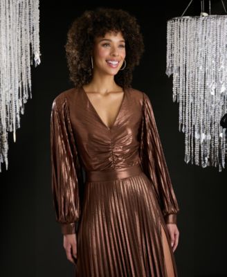 Women's V-Neck Long Bishop-Sleeve Top