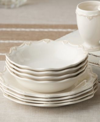 Heritage Scroll Soup Bowls, Set of 4, Service For 4