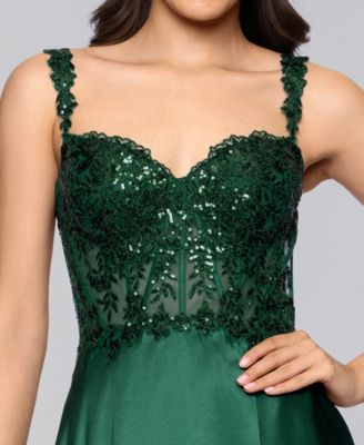 Juniors' Sequin Detail Sweetheart Neck Gown
