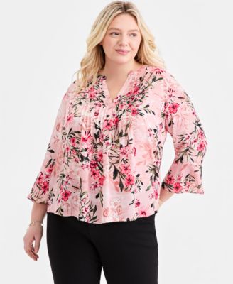Plus Size Printed Pintuck-Front 3/4-Sleeve Top
