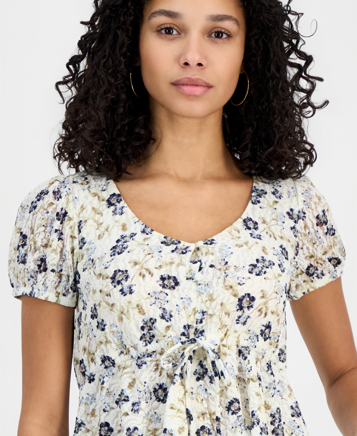 Self Esteem Juniors' Printed Lace Short-Sleeve Babydoll Top