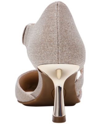 Women's Cerys Asymmetrical Snip Toe Pumps