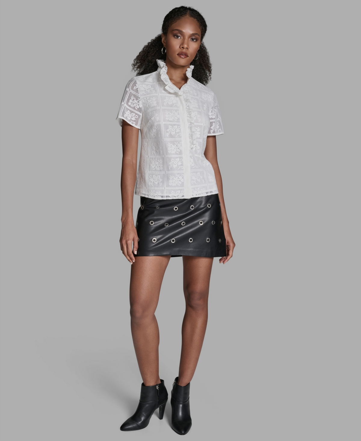 Bcbg Women's Short-Sleeve Ruffle Front Top