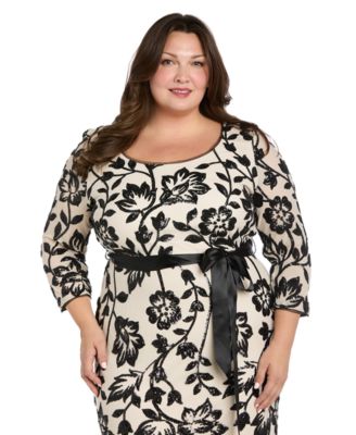 Plus Size Long Floral Embroidered Dress