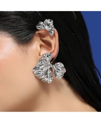 Women's The Withering-Petal Cuff Earrings - Metallic Silver