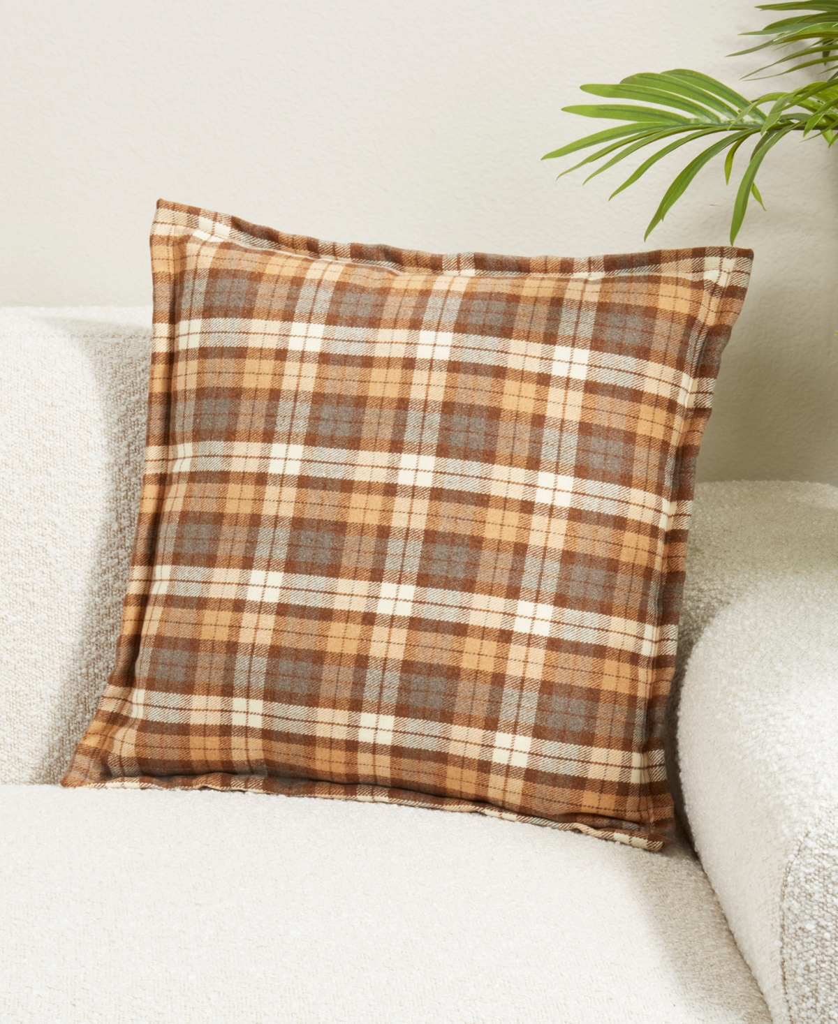 Saro Lifestyle Plaid Flange Poly Filled Decorative Pillow, 18" x 18"