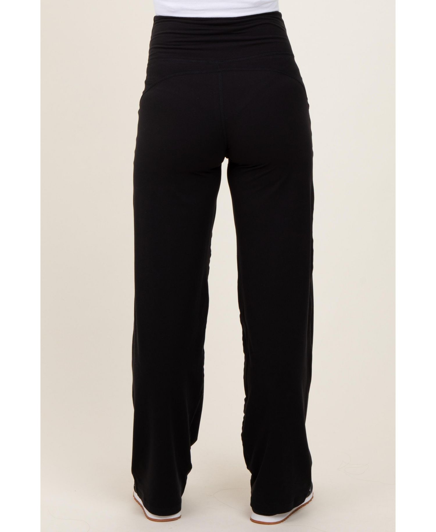 Women's Black Straight Leg Yoga Pants