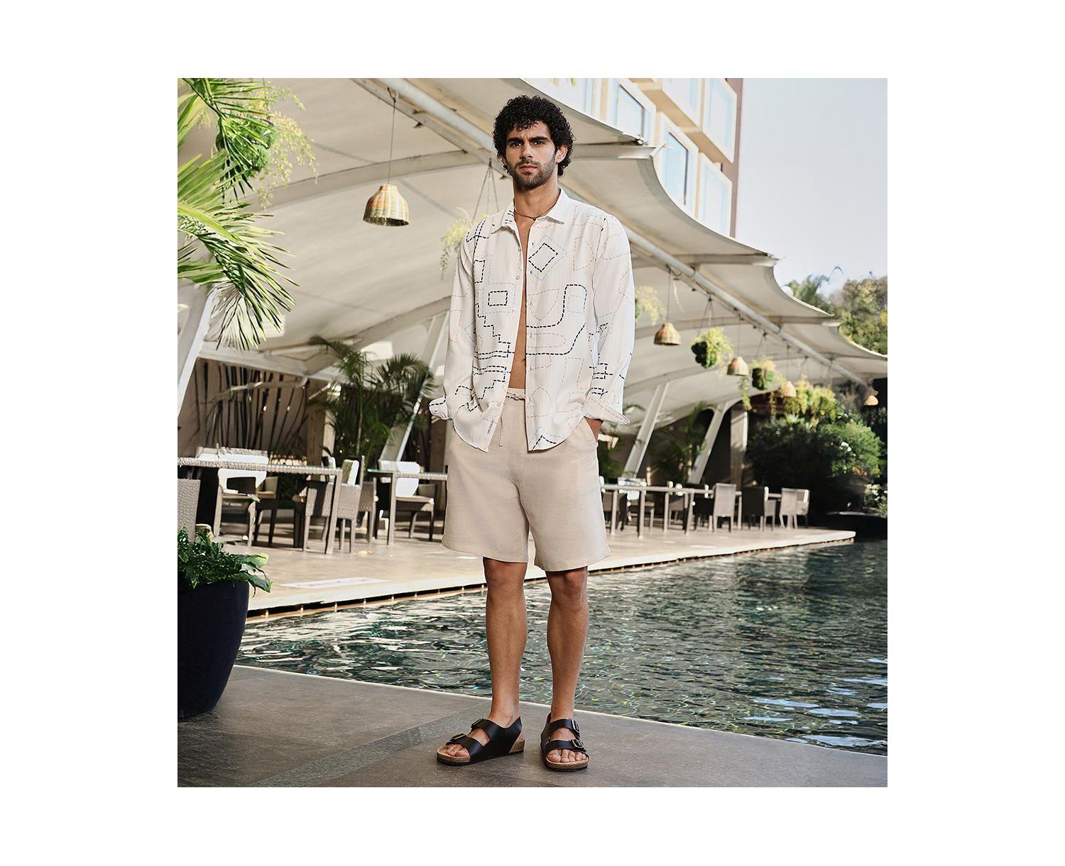 Men's Off-White & Navy Blue Thread-Lines Shirt