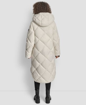 Women's Diamond Quilted Hooded Puffer Coat
