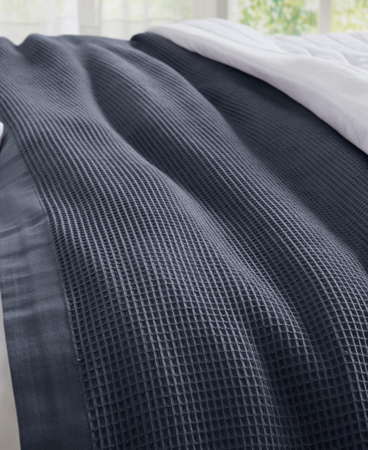 Linery & Co. Lightweight Waffle Weave Summer Bedding Cotton Throw Blanket