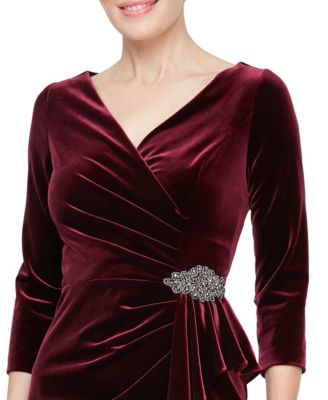 Women's Velvet 3/4-Sleeve Sheath Dress