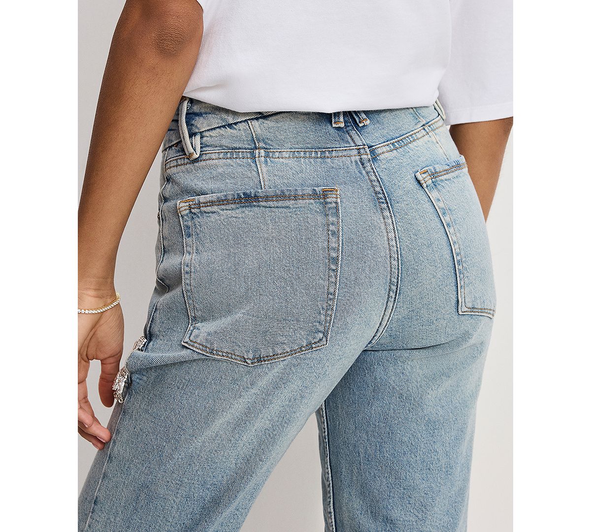 Good American Women's Icon Straight Diamond Details Jeans view 4 — MAYCSS fashion products