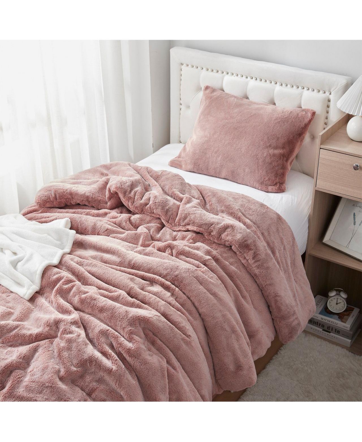 Coma Inducer Buttercream Chunky Bunny - Oversized Comforter Set