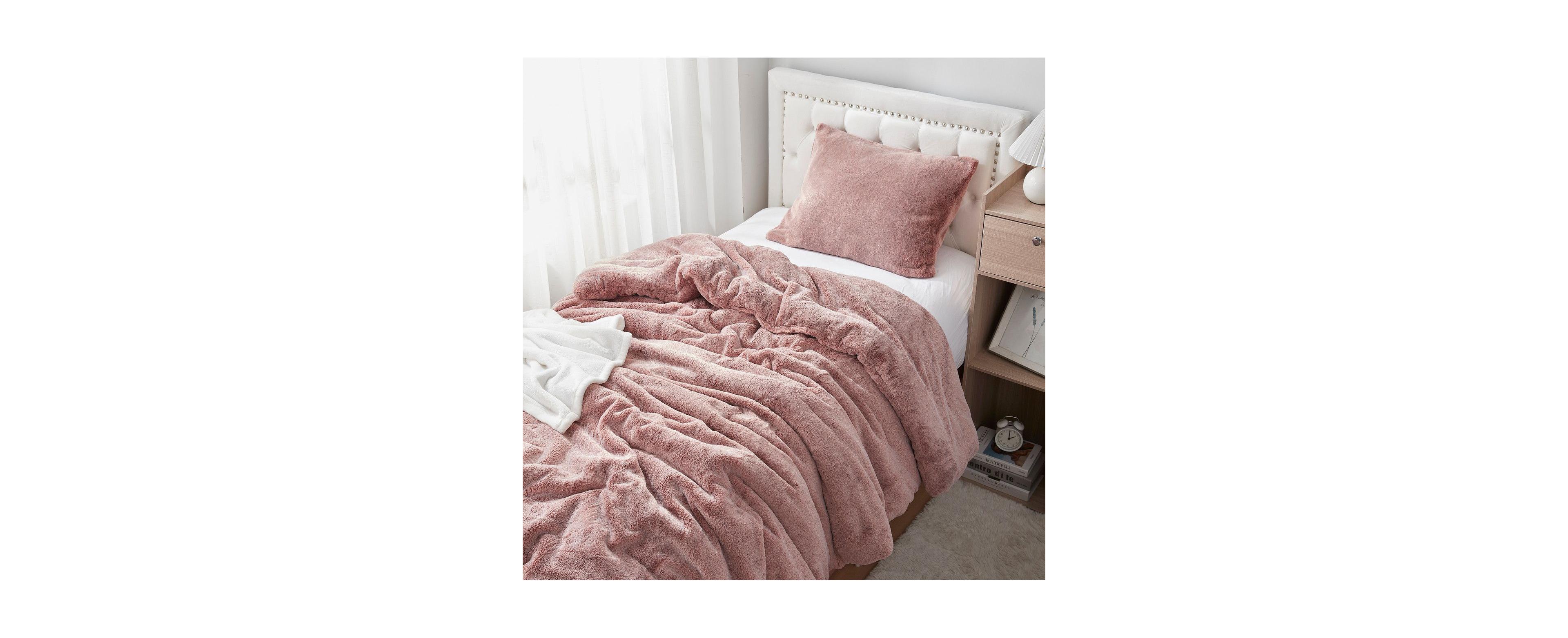 Coma Inducer Buttercream Chunky Bunny - Oversized Comforter Set