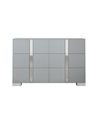 6-Drawer Dresser with 2 Nightstands