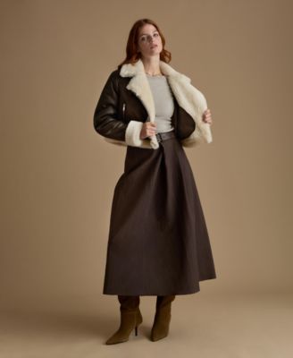 Women's Cropped Aviator Style Shearling Jacket with Contrast Trim