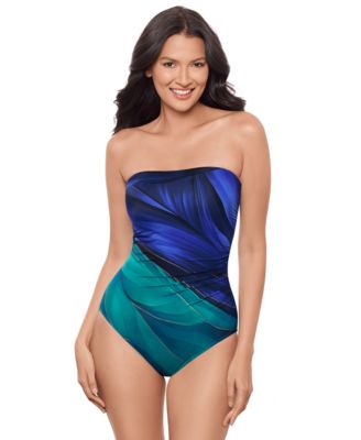 Women's Maldiva Avanti Underwire Pull-On One-Piece Swimsuit