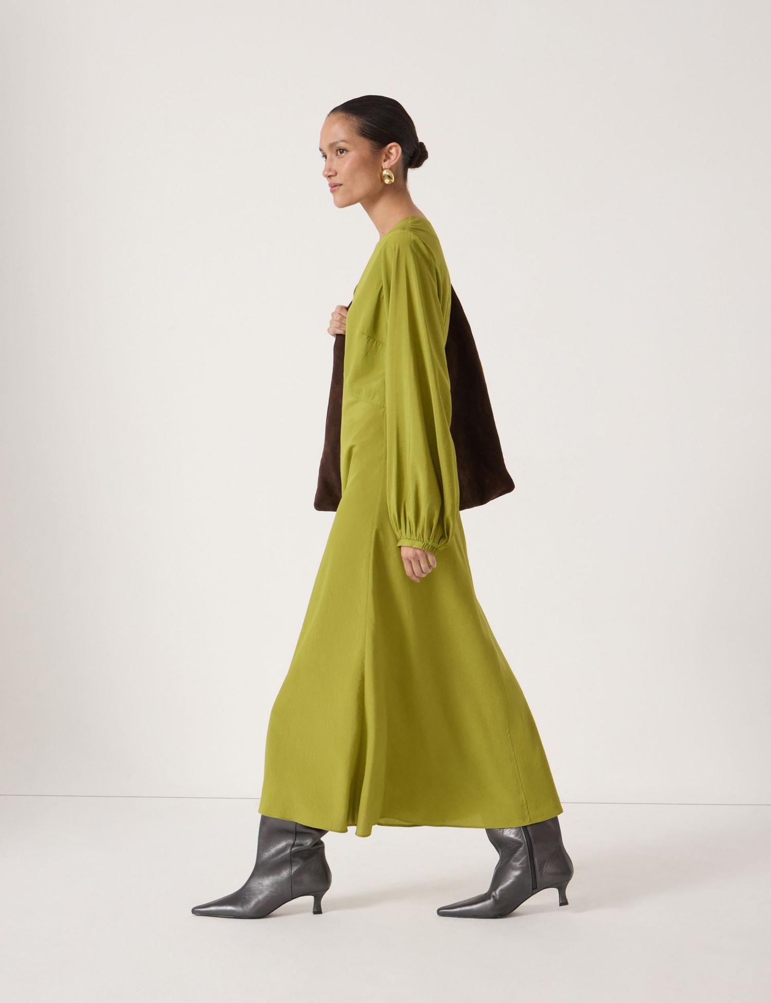 Women's Grace V-Neck Long Sleeve Dress