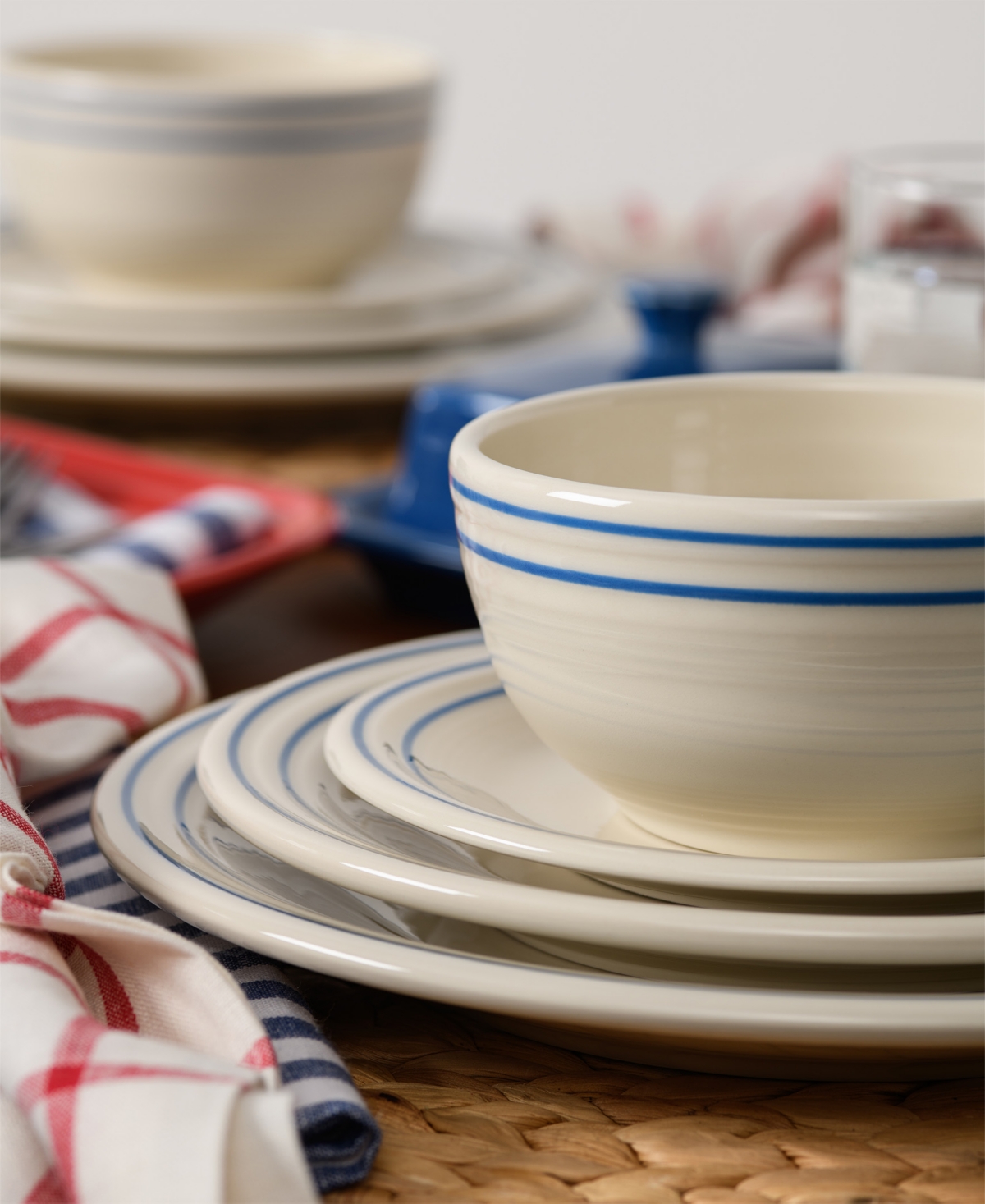 Fiesta Americana Classic Rim Salad Plates, Set of 4, Service For 4