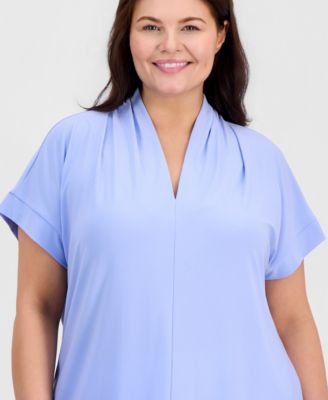 Plus Size Short-Sleeve V-Neck Knit Top
