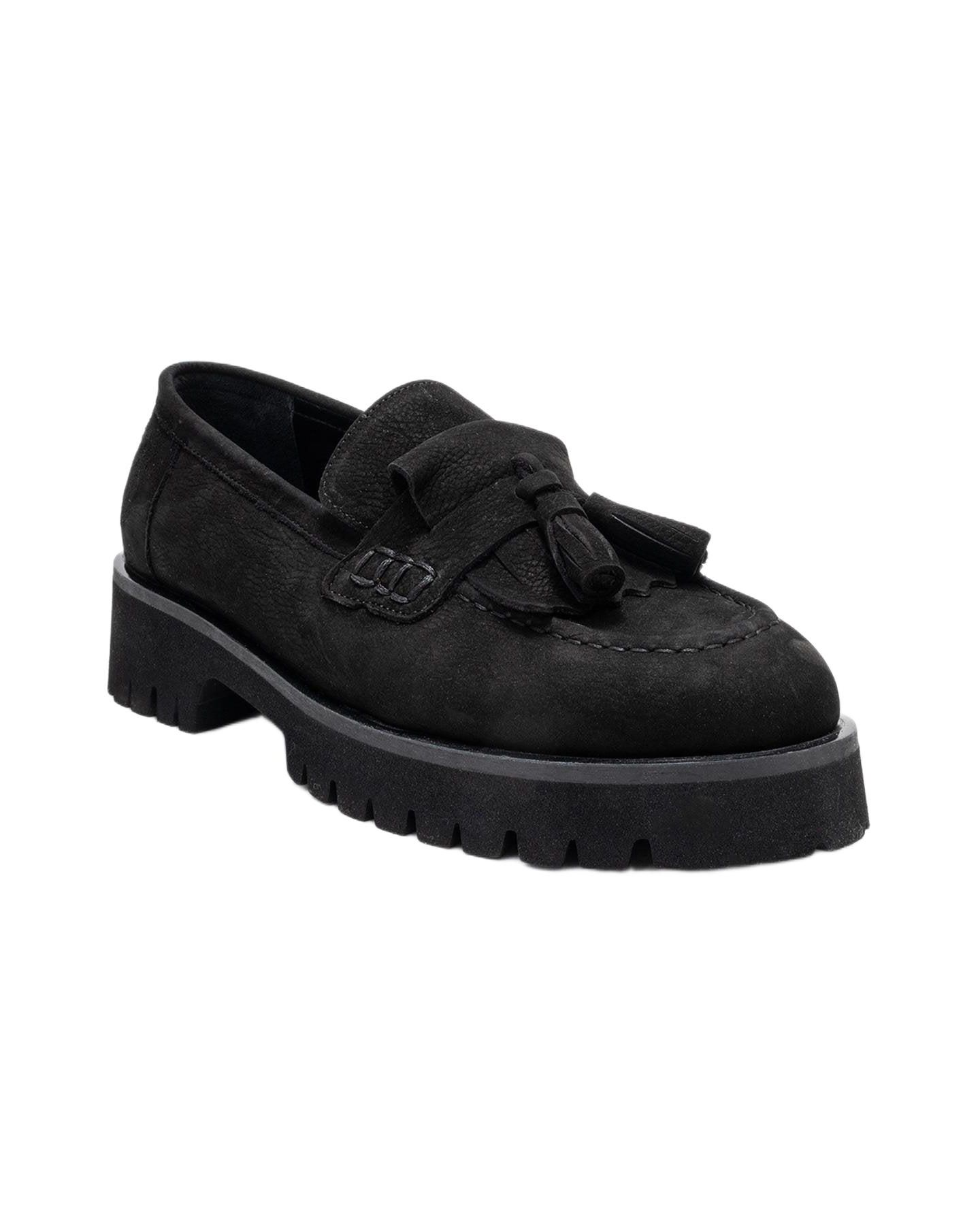 Женские туфли Forever & Always Shoes Poen Leather Tassel Loafer, цвет: Чёрный замшевый кожаный — фото 1