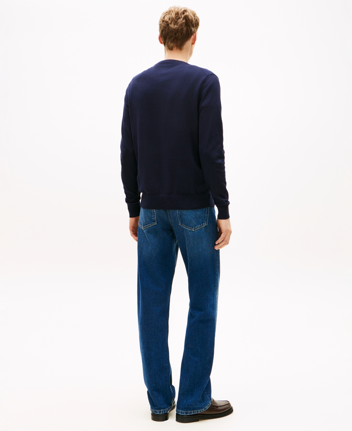 Tommy Hilfiger Men's Essential Solid V-Neck Sweater