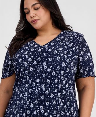 Plus Size Floral Ruffle-Tiered V-Neck Sheath Dress