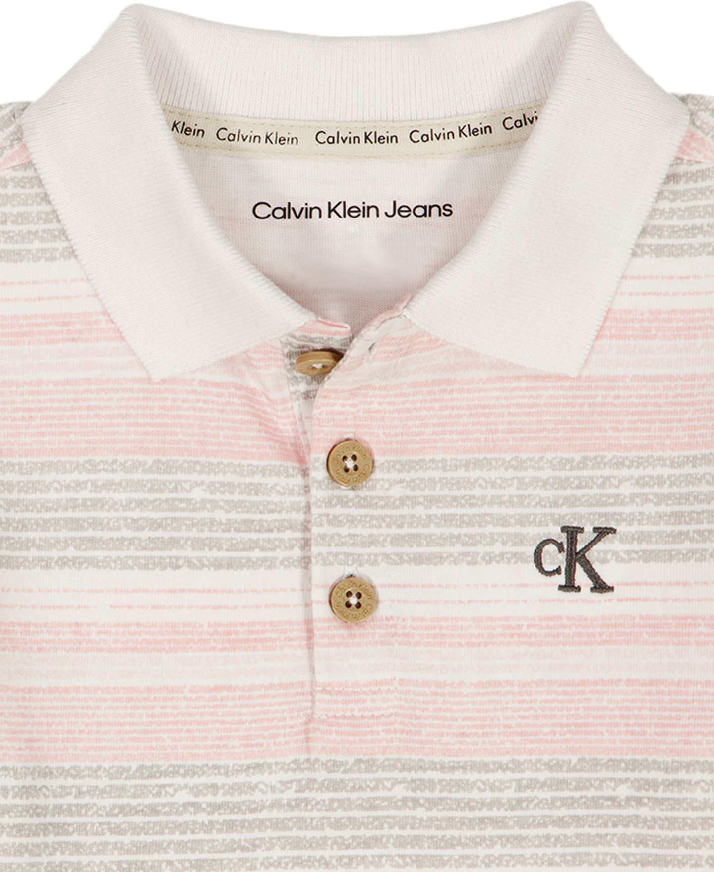 Детский комплект Calvin Klein: полосатая рубашка-поло и твиловые шорты, 2T-7, цвет: Клубничный кремовый — фото 8