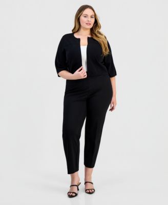 Plus Size Half-Sleeve Sweater Shrug