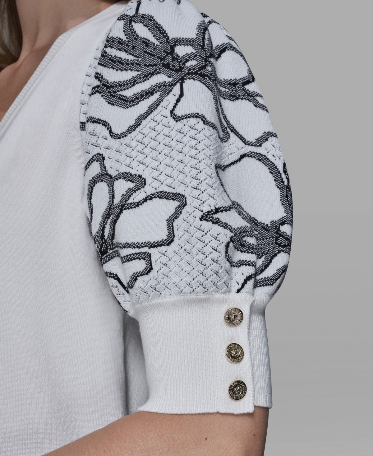Karl Lagerfeld Paris Petite Floral Print V-Neck Sweater