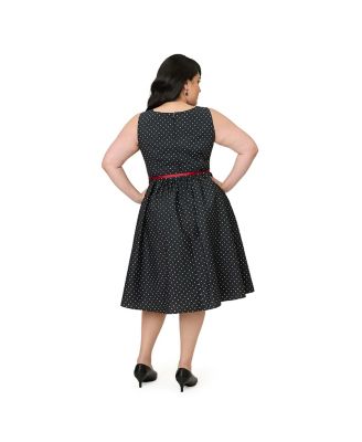 Plus Size Tulip Pocket Swing Dress