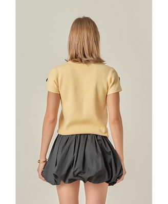 Women's 3D Flower Knit Top.