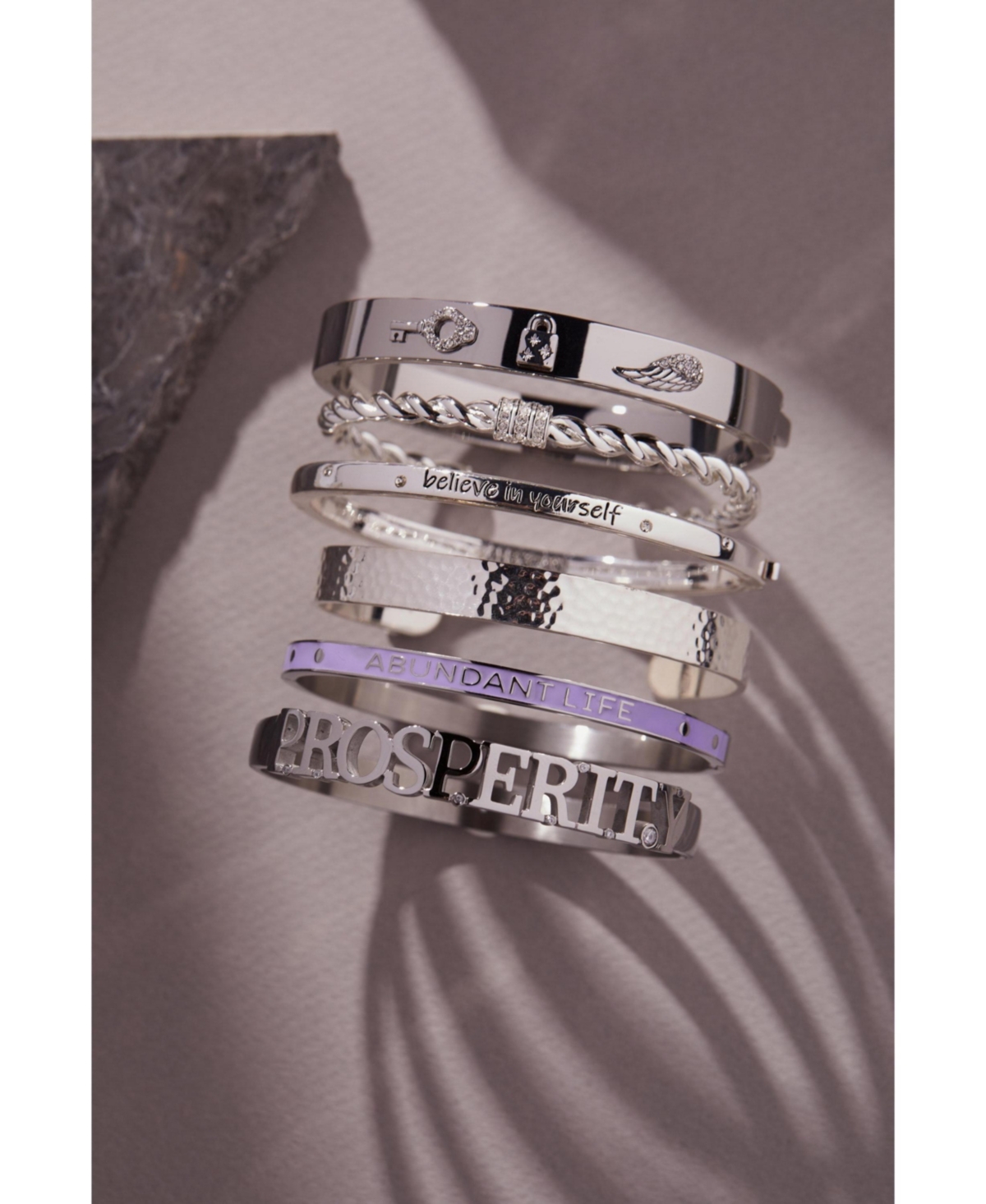 Grateful Heart Hinge Bangle Bracelet