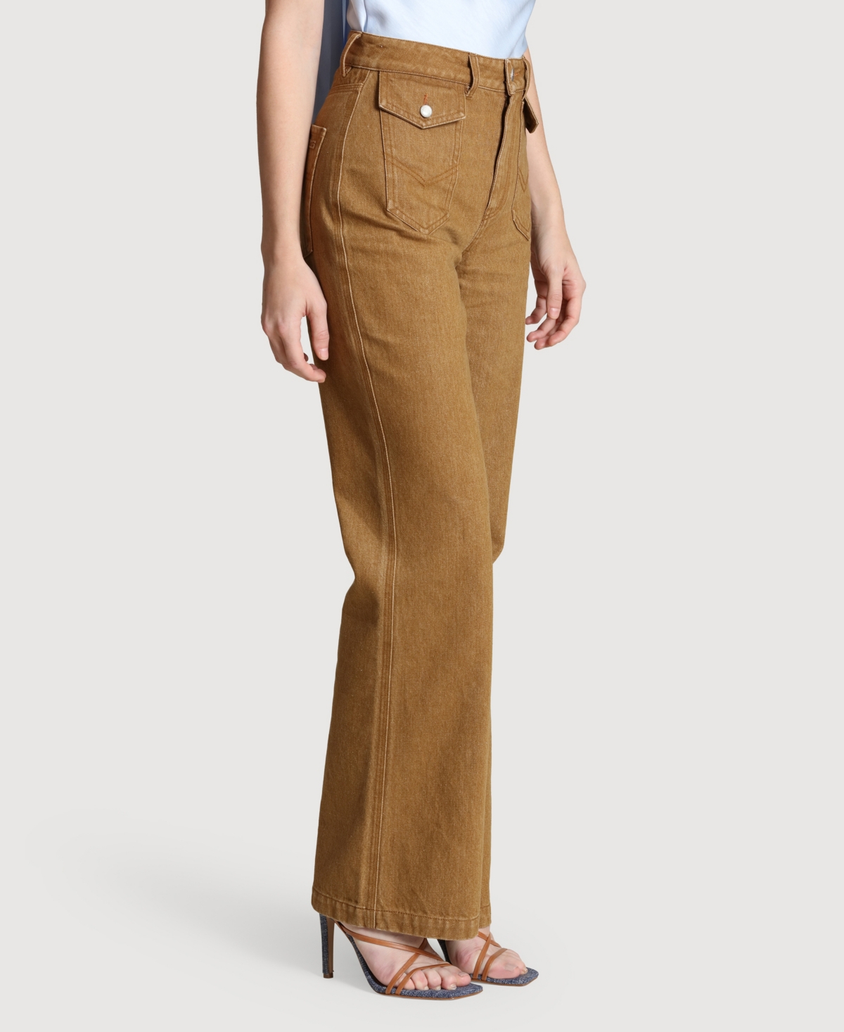 Avec Les Filles Women's Flare Leg Patch Pocket Jeans