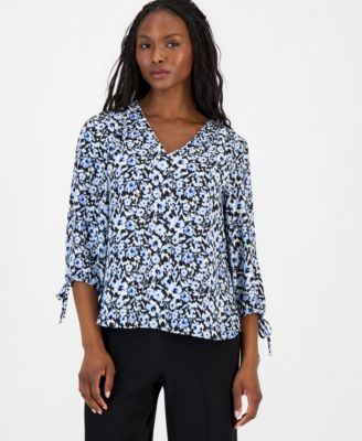 Petite Printed 3/4-Sleeve V-Neck Top