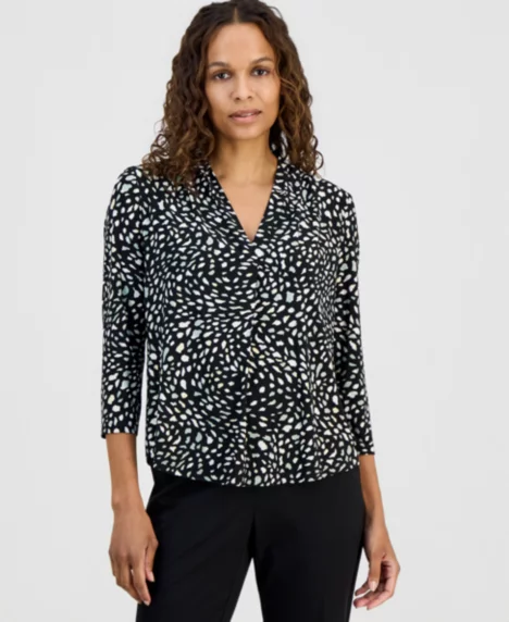 Petite Pleated V-Neck 3/4-Sleeve Top - Anne Black