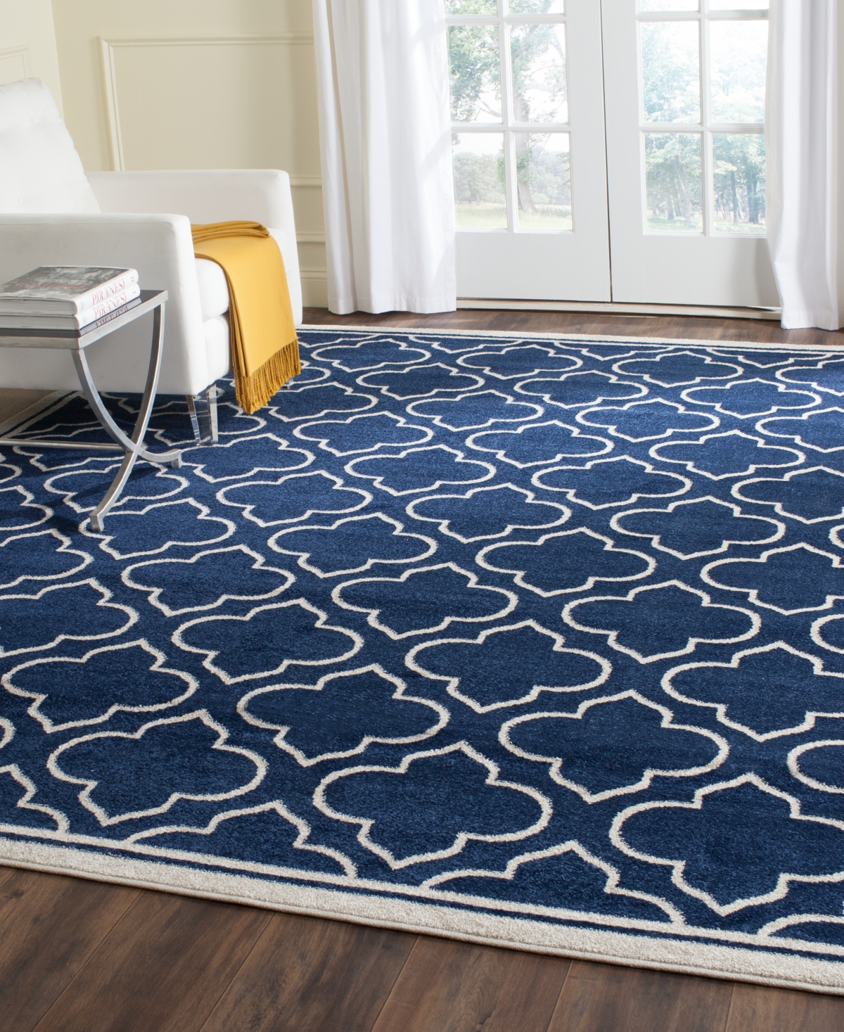 Safavieh Amherst AMT412 2'6