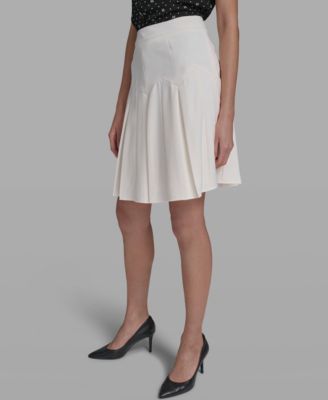 Women's Zipper Back Pleated Skirt