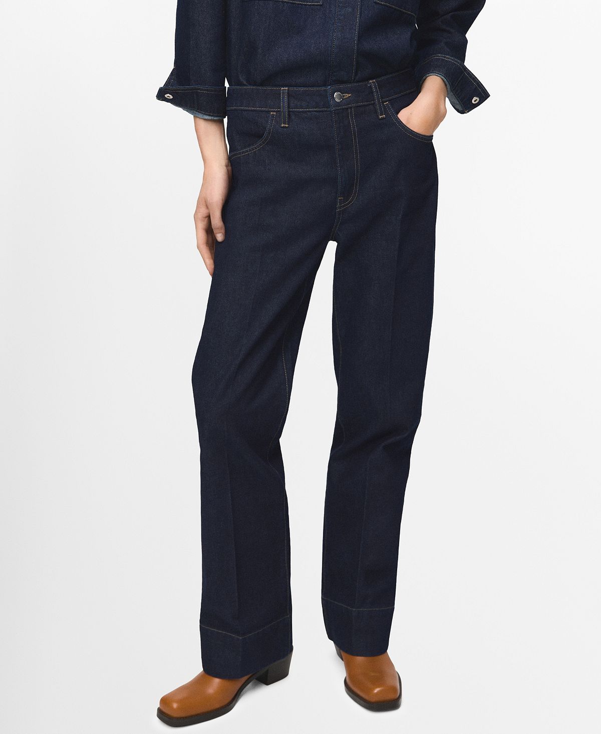 Mango Women's Seam Detail Straight-Leg Jeans view 1 — MAYCSS fashion products