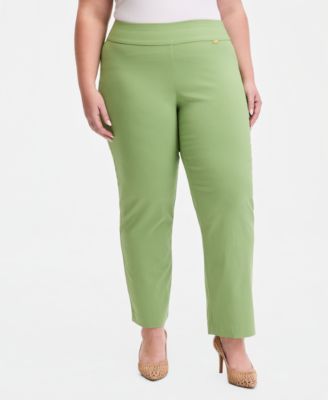Plus Size Mid-Rise Pull-On Straight-Leg Pants