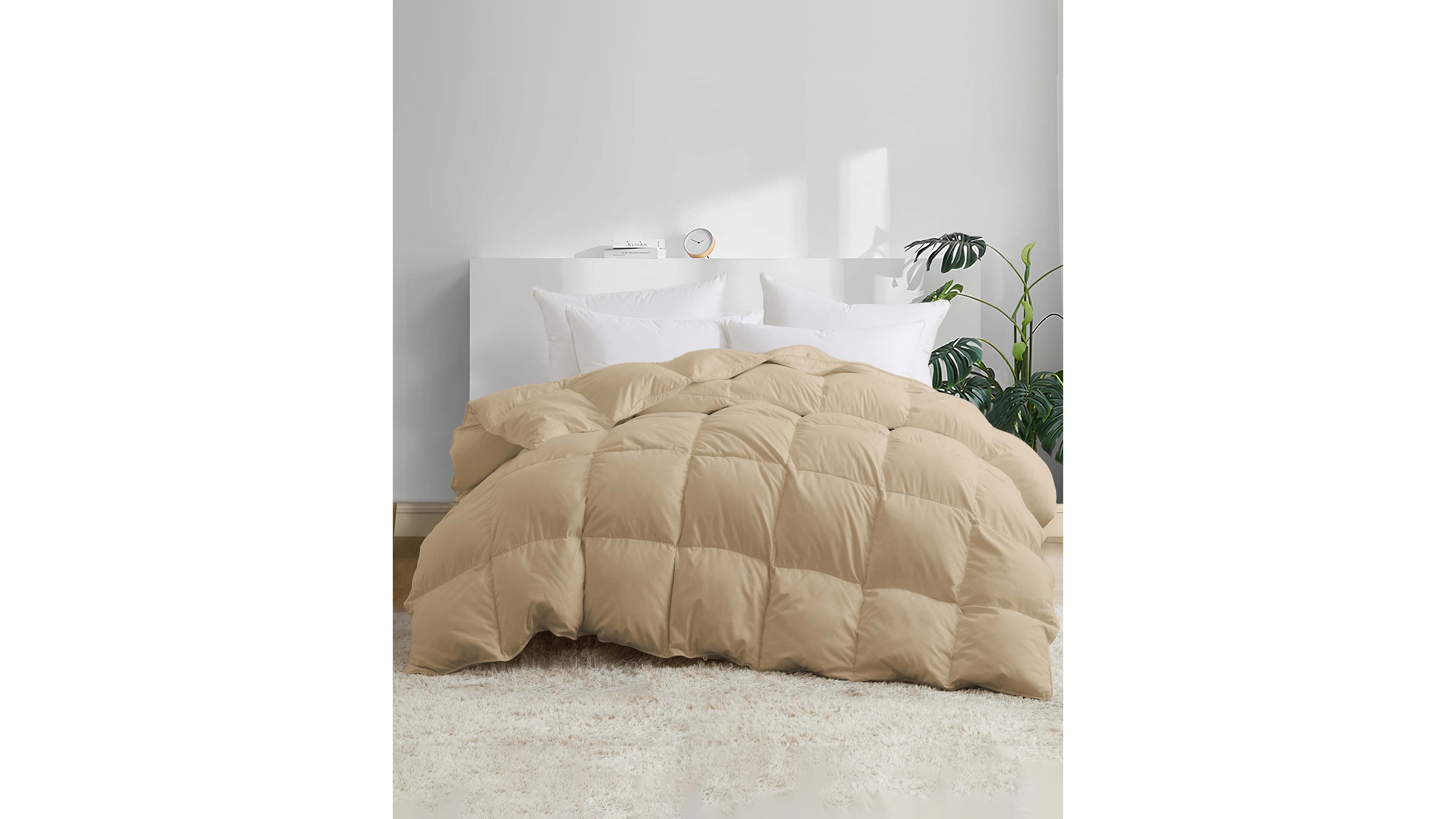 Unikome Heavyweight Goose Down Feather Comforter, King