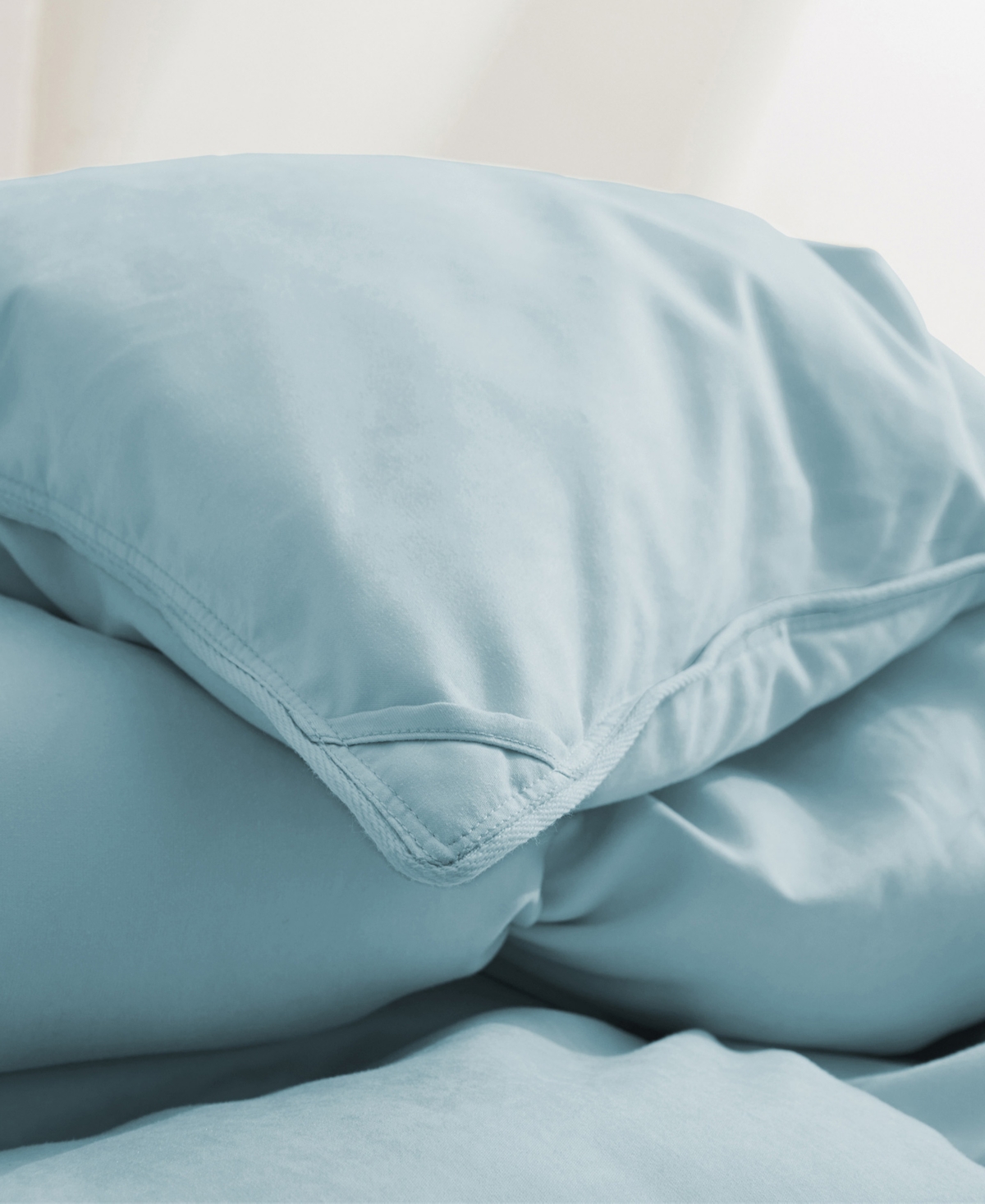 Unikome Ultra Soft Goose Down Fiber Comforter, California King